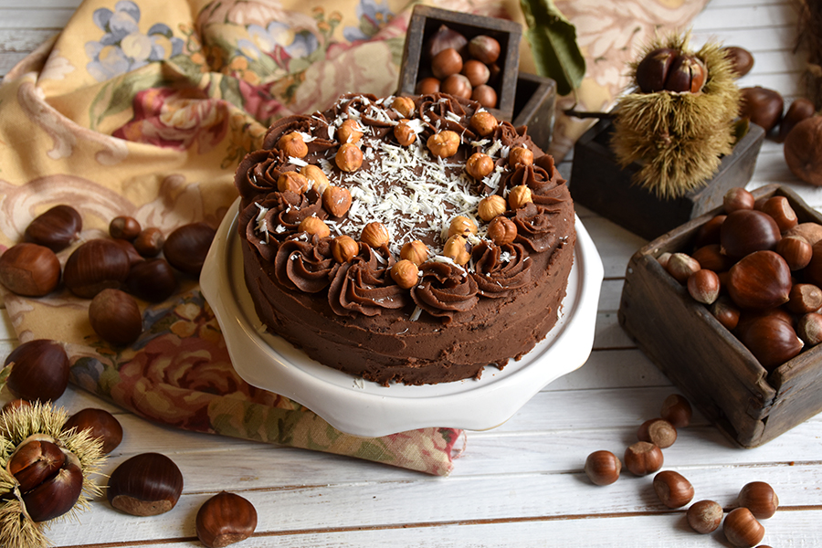 bolo de chocolate, avelã e castanhas